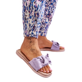 Wildleder-Slides mit violetter Schleife lila