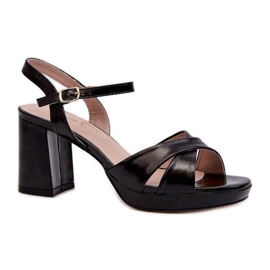 Elegante schwarze High-Heel-Sandalen