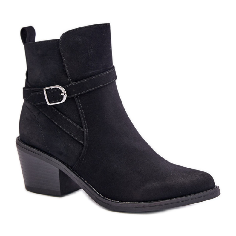 Schwarze Cowboystiefel mit hohen Absätzen