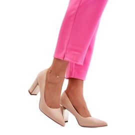 Beige Wildlederpumps