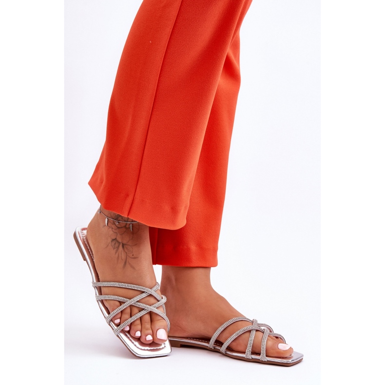 Step in style Sandalen-zehenstegsandalen Modell Leomi 5628-2 CLA-1 Silber – Treten Sie ein mit Stil grau