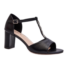 Sandalen mit Verzierungen 24SD98-7148 schwarz