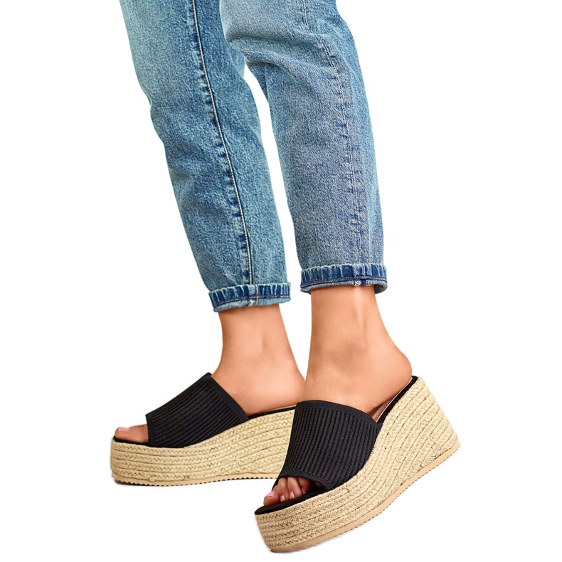 Flip-Flops mit hohem Keilabsatz 7237B schwarz