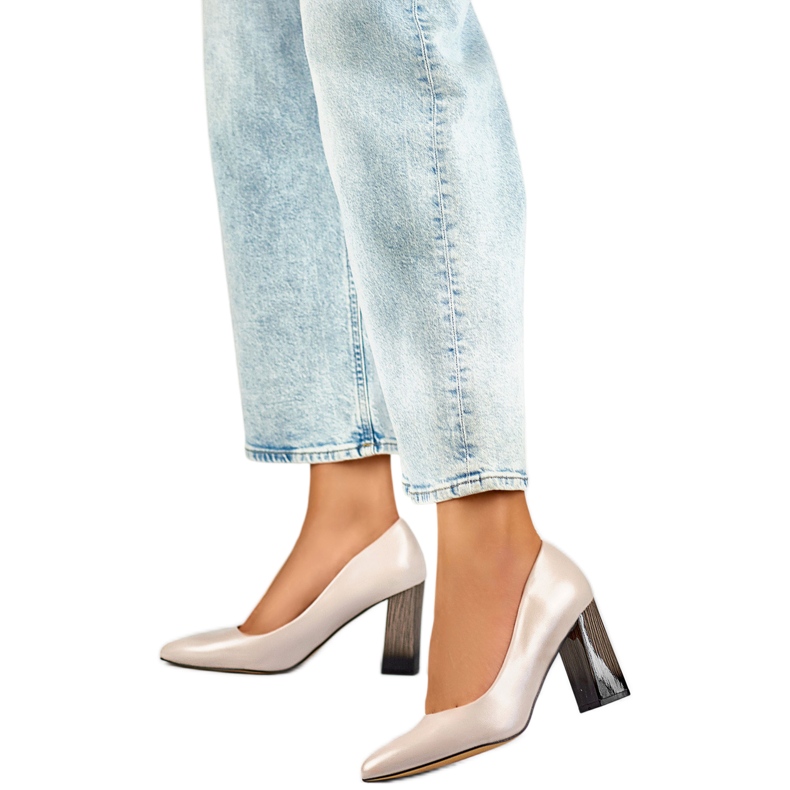 Pumps mit Ledereinsatz GD-FL486A-L.BE beige