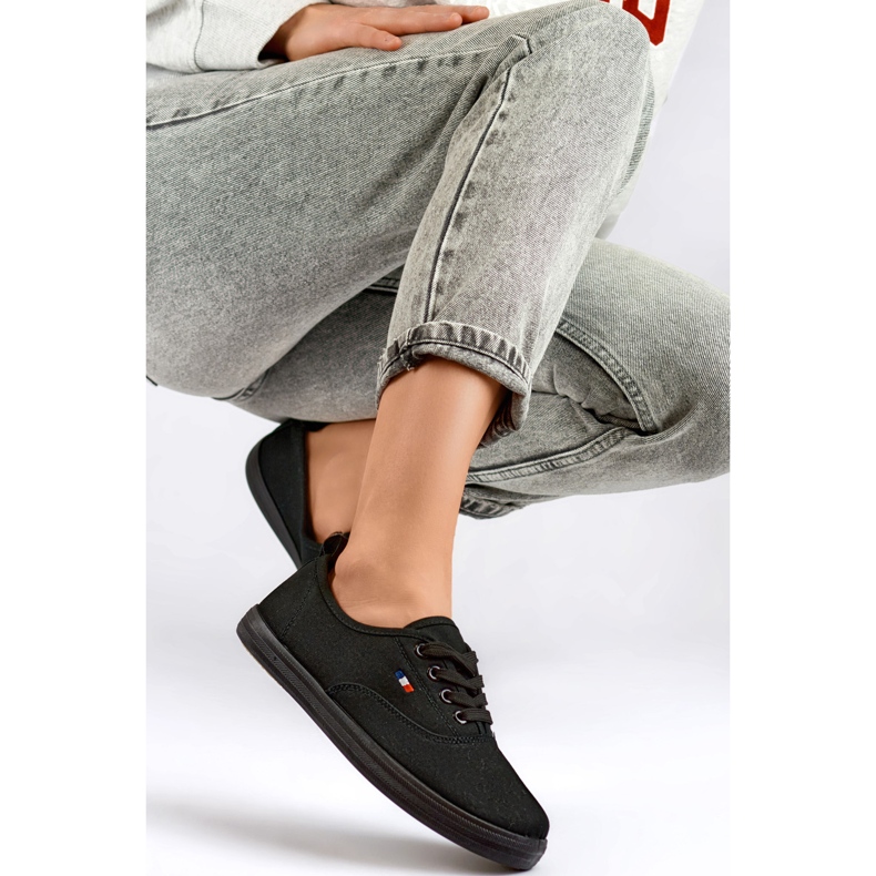 Modell HB-6B Schwarze Turnschuhe – PRIMO