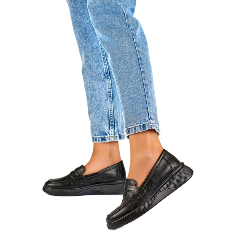 Schwarze Damenmokassins 25-7937B