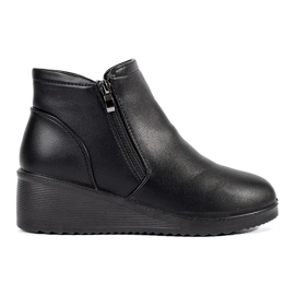 Schwarze, kurze, isolierte Keilstiefel für Damen