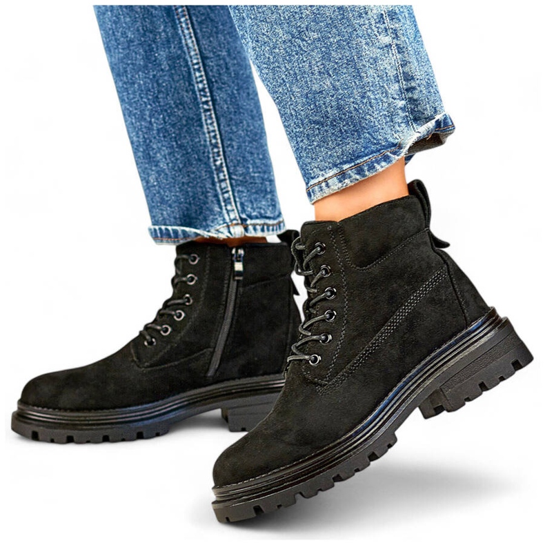 Isolierte Damen-Stiefeletten aus Wildleder, schwarz A5201B