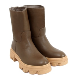 Stiefel mit schlichtem Obermaterial in Jowita Green grün