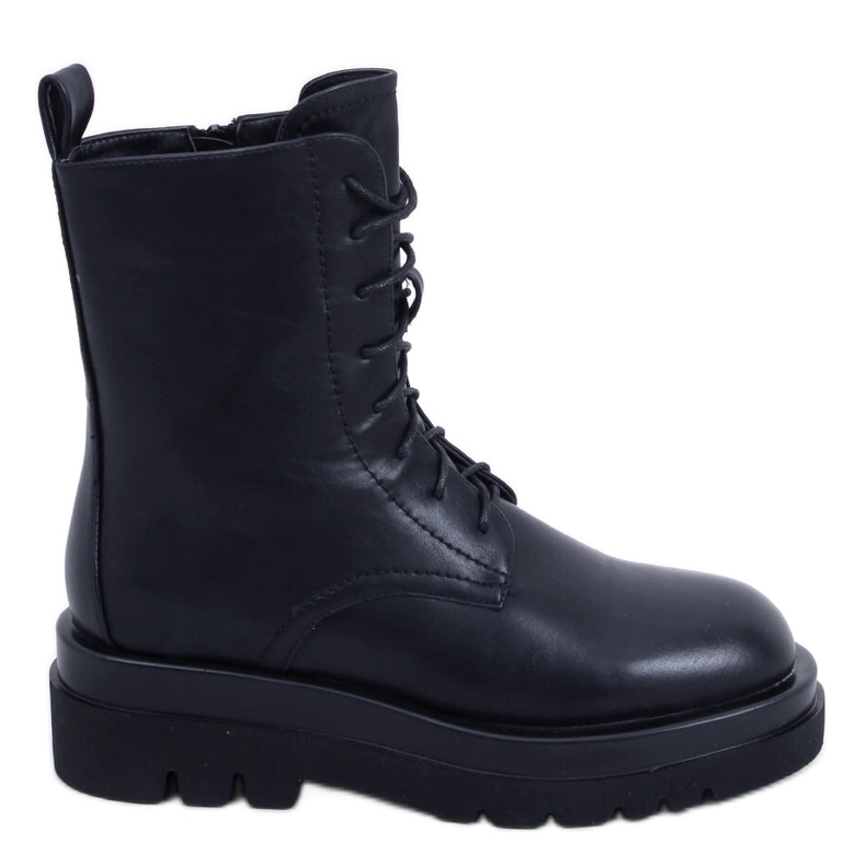 West Schwarze Stiefel mit hohen Sohlen