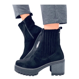 Schwarze Chelsea-Stiefel
