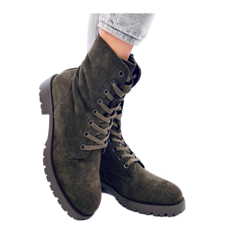 Grüne Schnürarbeiter