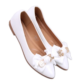 Weiße Teddybär-Ballerinas