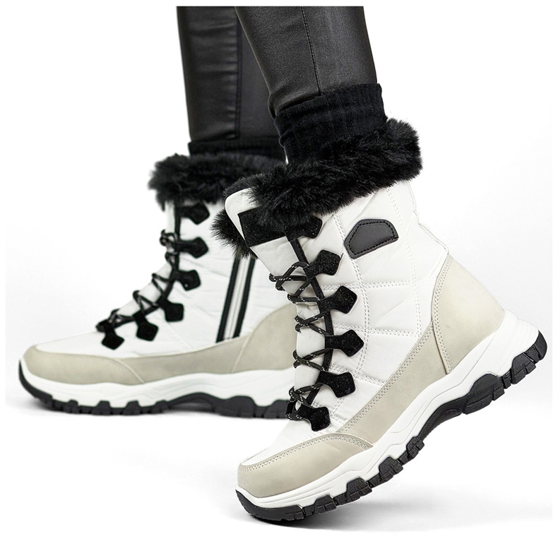 Hohe, isolierte Schneestiefel, Sportwinter, isolierte Damenstiefel, dick isolierte Stiefel weiß