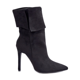 Schwarze Stiefeletten mit hohem Absatz und umgeschlagenem Schaft