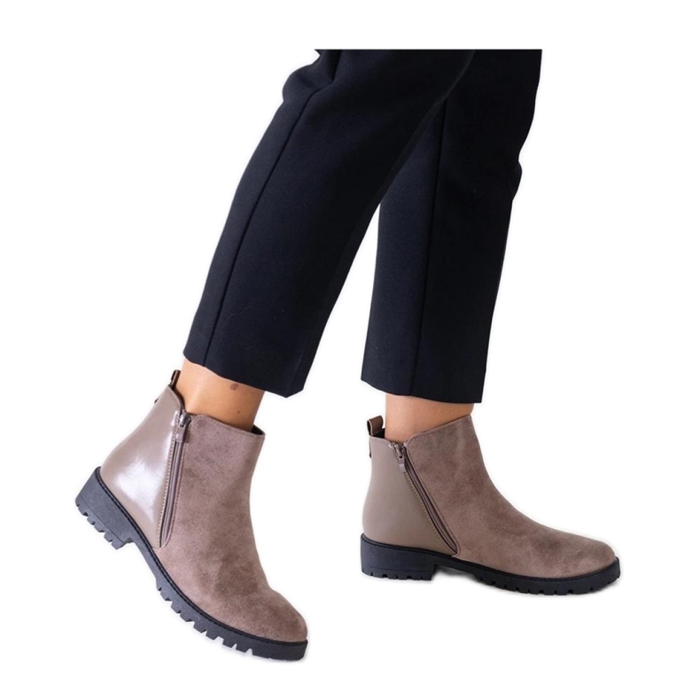 Braune Plateaustiefel aus Öko-Wildleder Kirla - Solea