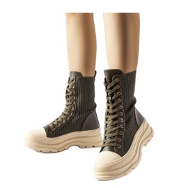 Dunkelgrüne Stiefeletten mit heller dicker Sohle Vitto - Solea