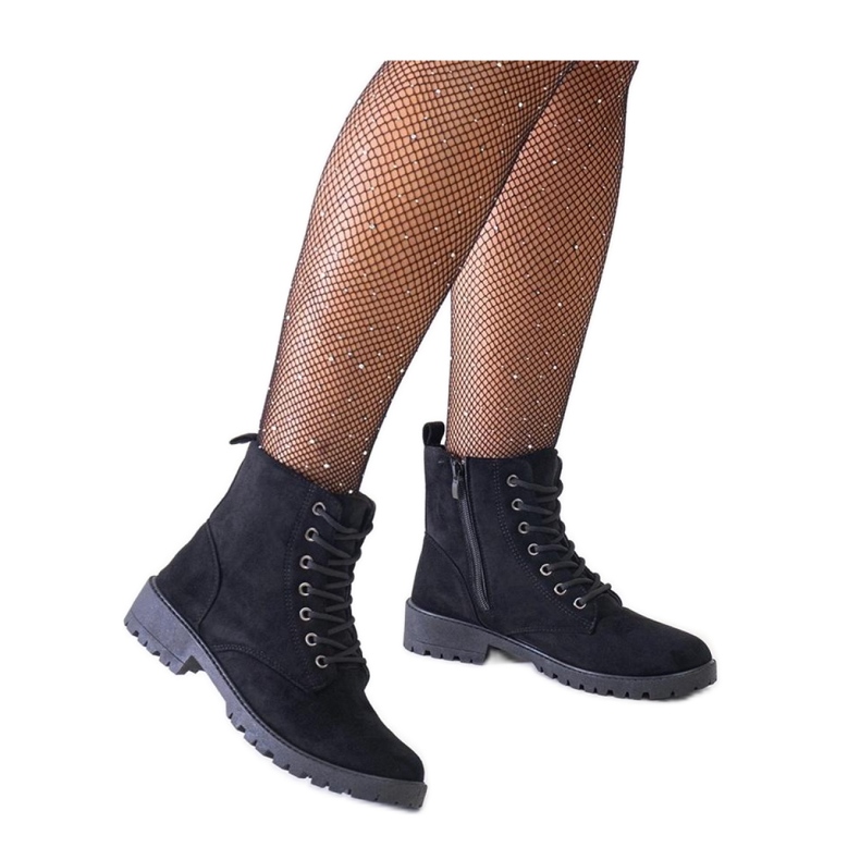 Schwarze Arbeitsstiefel aus Öko-Wildleder