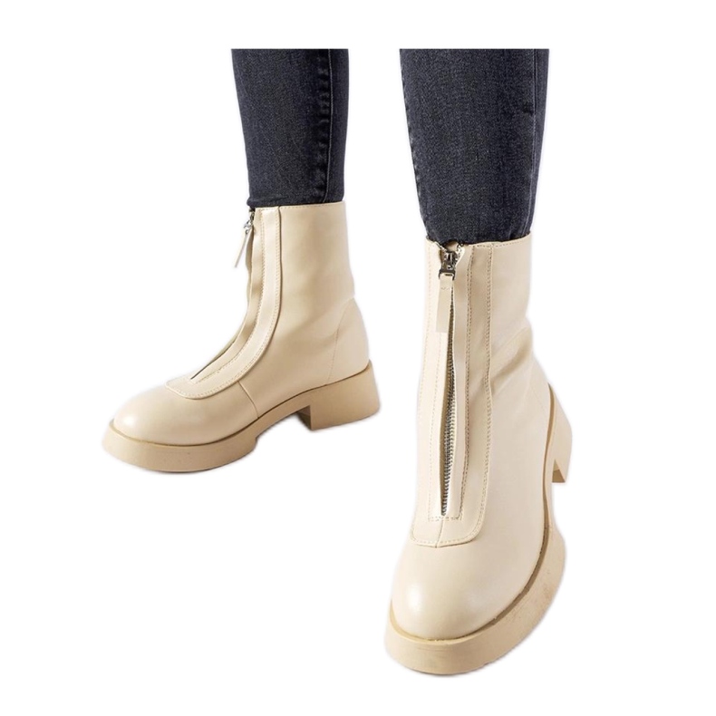 Beige isolierte Stiefeletten mit Reißverschluss