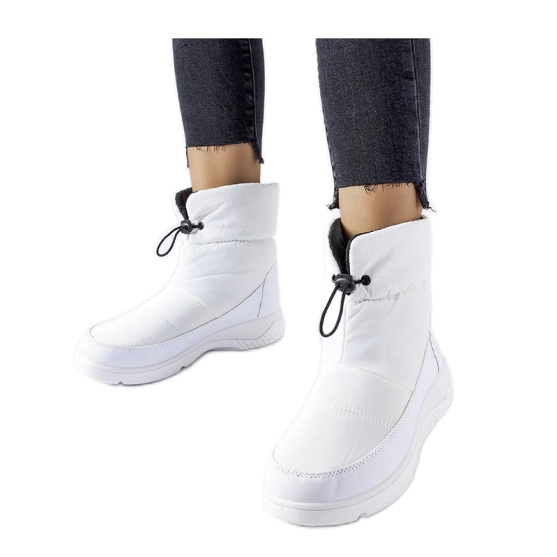 Weiße isolierte Schneestiefel für Damen
