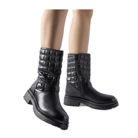 Schwarze Stiefeletten mit gestepptem Obermaterial