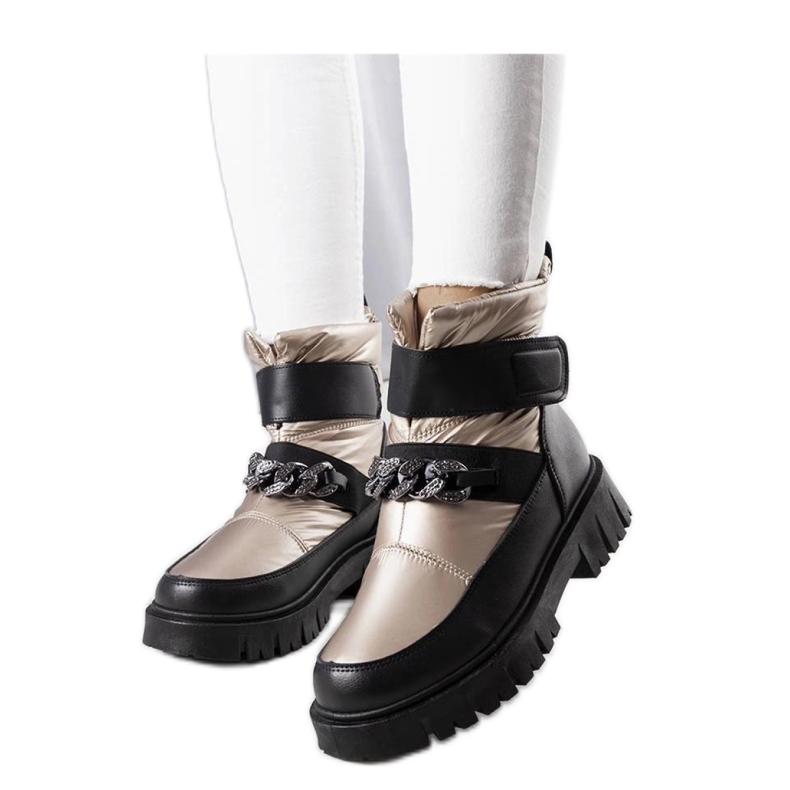 Goldene Schneestiefel mit Kette Ephraim - Solea