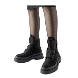 Schwarze Plateaustiefeletten mit Schnallen