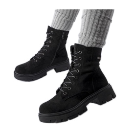 Schwarze, leicht isolierte Öko-Wildlederstiefel