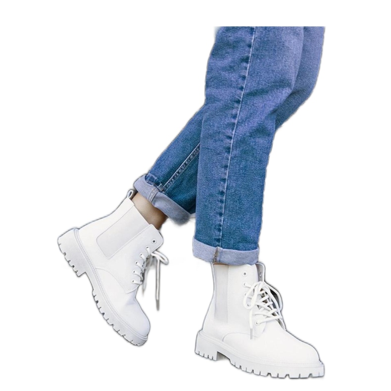 Hellbeige isolierte Wanderstiefel