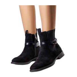 Schwarze isolierte klassische Stiefeletten