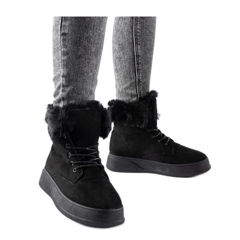 Schwarze Plateau-Schneestiefel