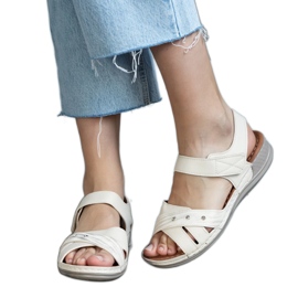 Beige Plateausandalen