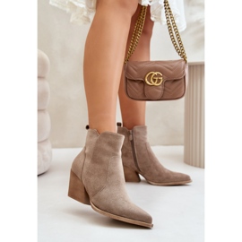 Step in style Stiefel Modell Virtris RQ491 Dunkelbeige – Treten Sie ein mit Stil