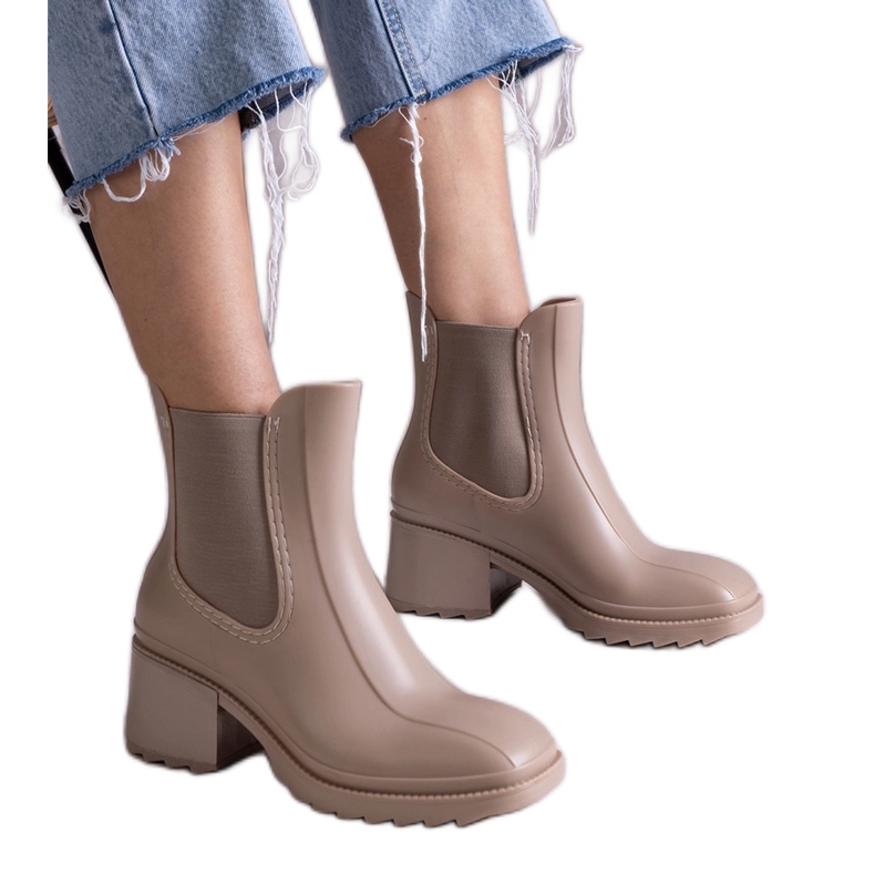 Beige Gummistiefel mit hohem Absatz