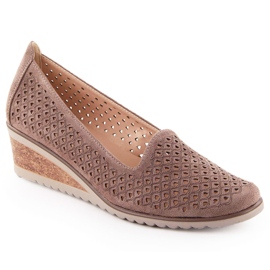 Damen-Schuhe mit durchbrochenem Keilabsatz aus Wildleder, braun, Potocki SZ12306