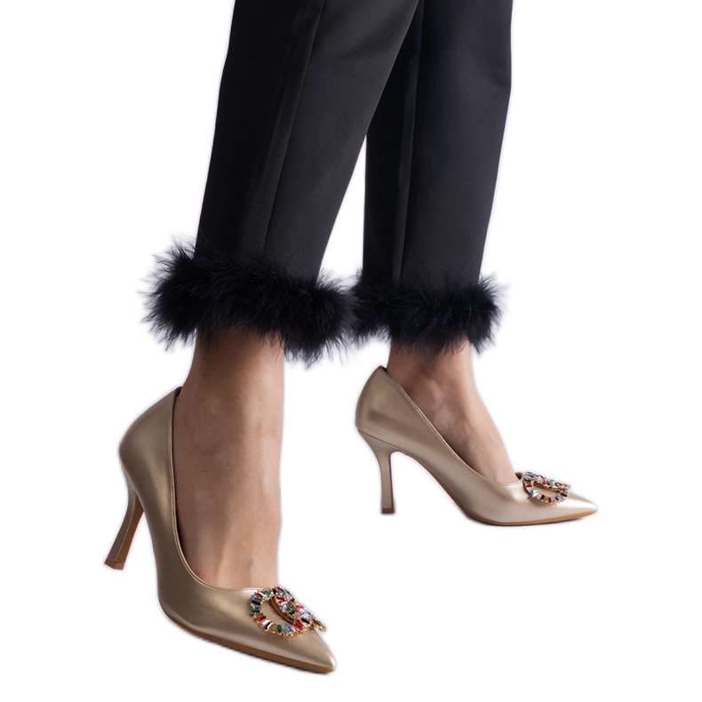 Goldene High Heels, verziert mit bunten Zirkonen