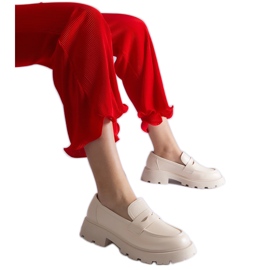 Beigefarbene Damenmokassins aus Öko-Leder