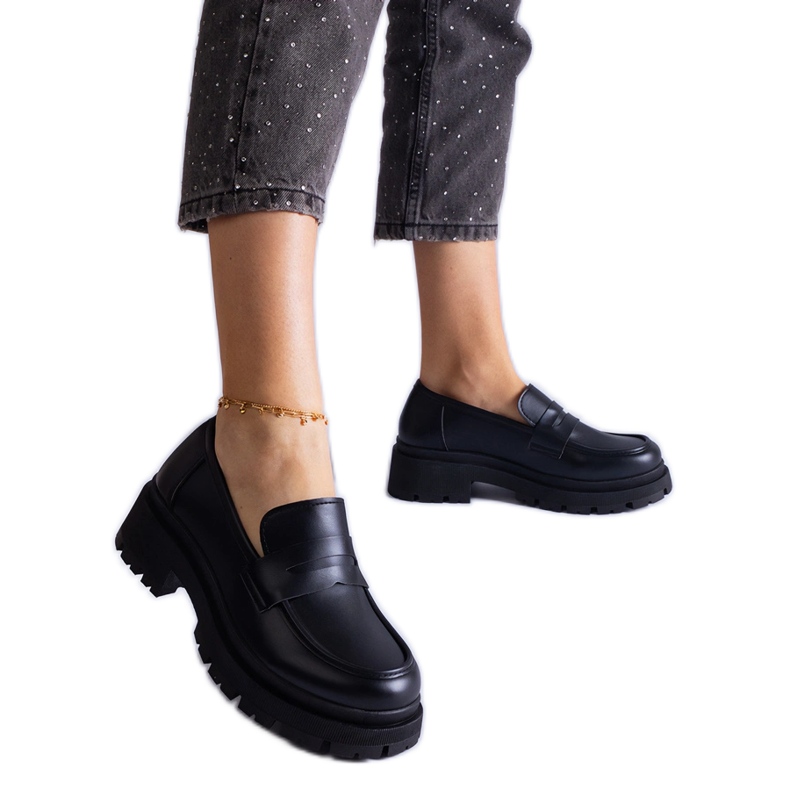 Schwarze Mokassins aus Öko-Leder