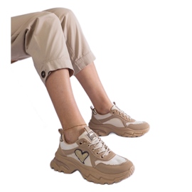 Braune Plateau-Sneaker mit Herz