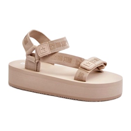 Frauensandalen auf der Plattform Big Star NN274A528 Beige