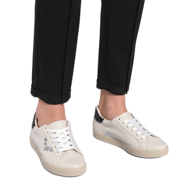 Frauen -Sneaker Brocat Silbereinsätze weiß