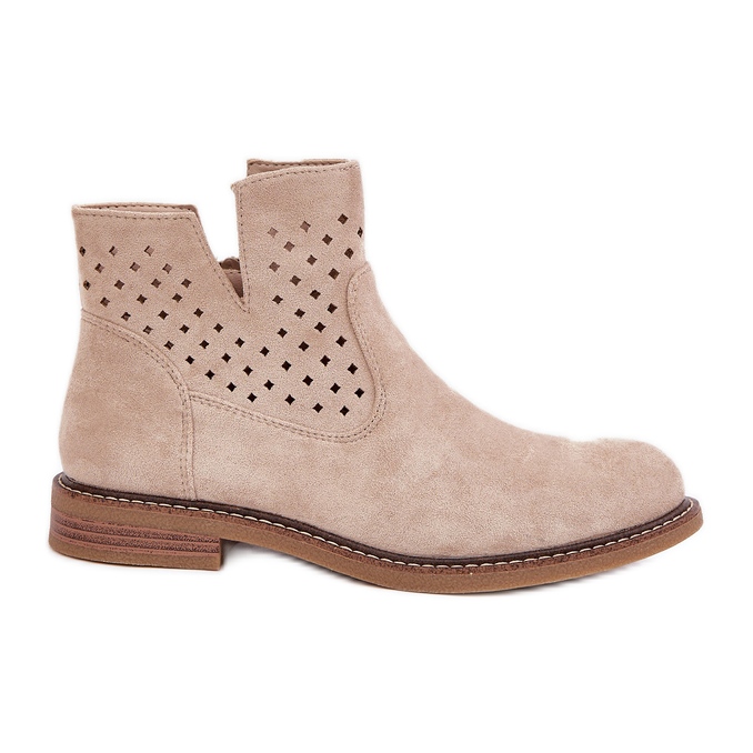 Flach -gekräuselte Stiefel mit einem offenen Stiefellicht beige