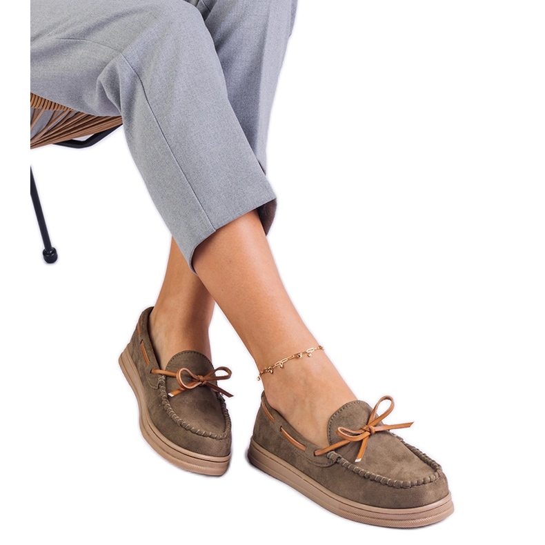 Grüne Frauen -Slipper aus Ekozamsz mit einem Bogen