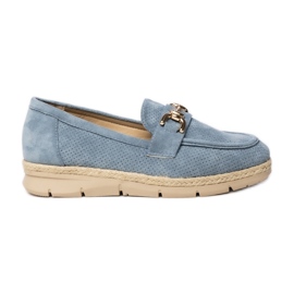 Perforierte Frauen -Slaser mit einer blauen Dekoration