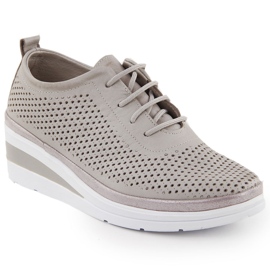 Leder-Frauen-Sportschuhe auf einem Openwork Wedge Grey T.Sokolski W24-150 grau