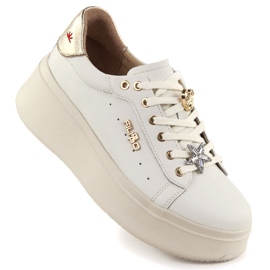 Frauen Lederschuhe auf der Plattform Beige Filippo 6790