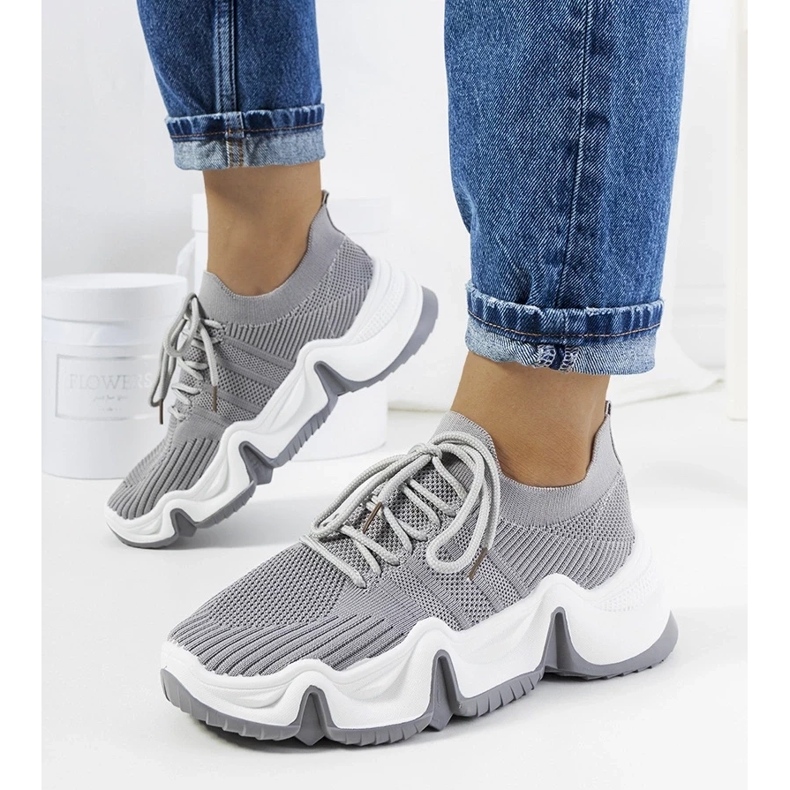 D/GMR Graue Sportschuhe von Thornber