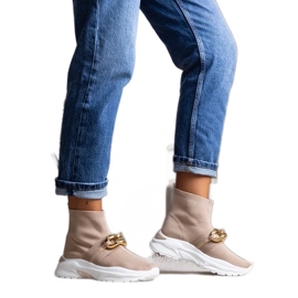 D/GMR Braune Turnschuhe mit Taryn-Kette