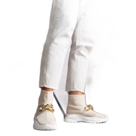 D/GMR Beige Turnschuhe mit Taryn-Kette