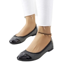 D/GMR Jonnas schwarze gepunktete Ballerinas